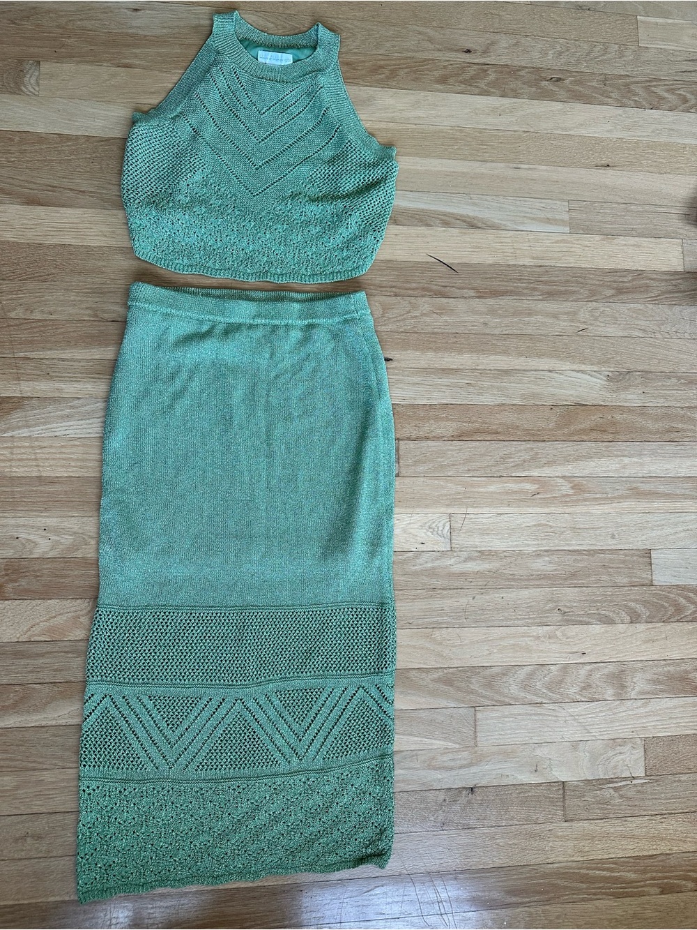 House of Harlow 1960 sparkle green set